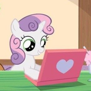 loves her puter all her friends are inside it