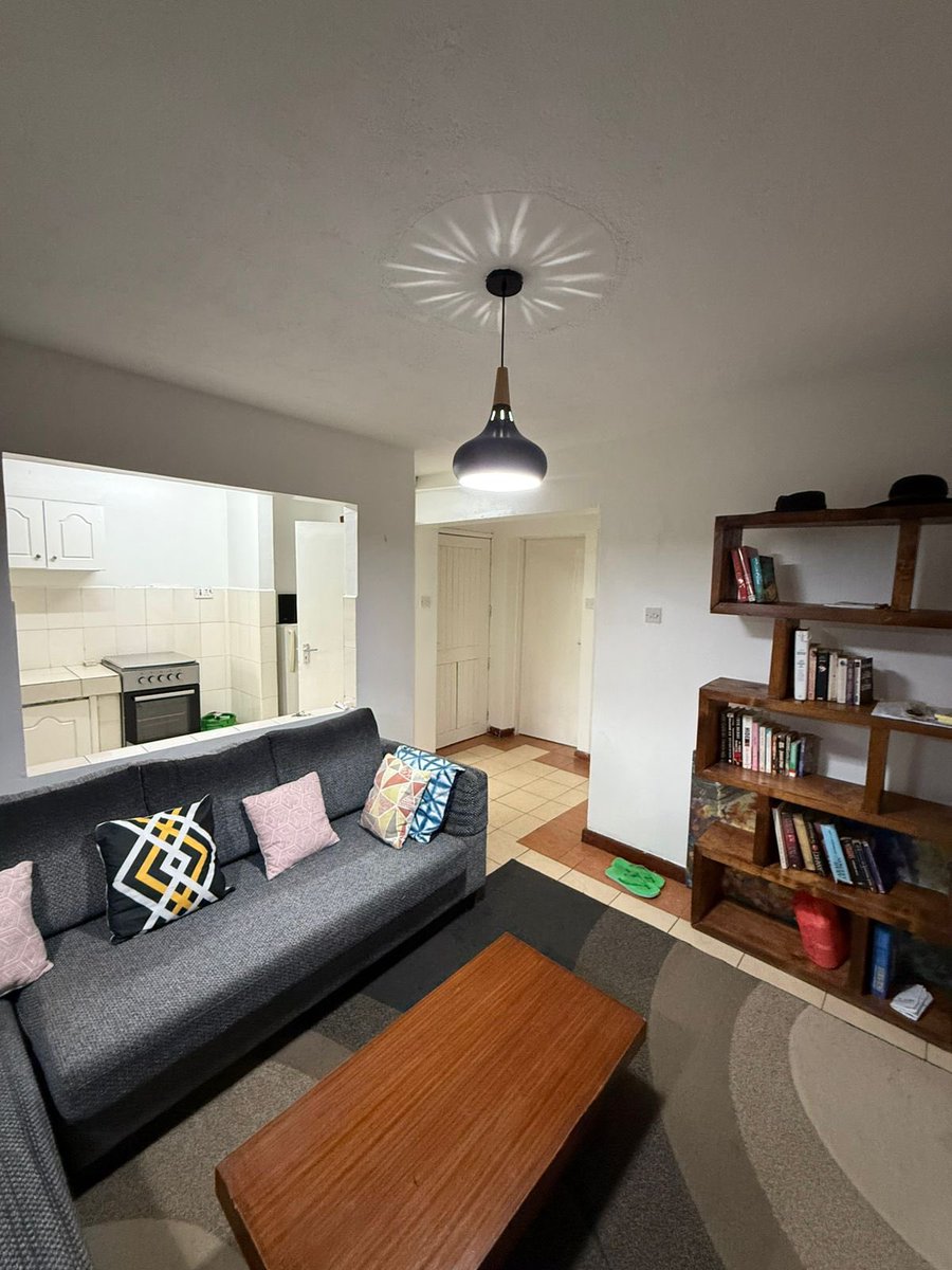 Trackmann2's tweet photo. One bedroom apartment.

NHC Madaraka. 

7.5 M

DM for deets

RT for Pete’s https://t.co/mt7VUM8CTM