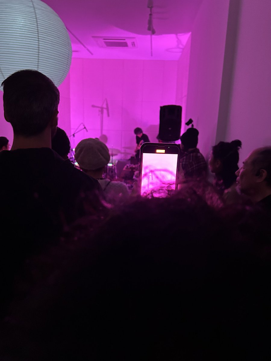 doravideo's tweet image. 昨晩の #POLARIS ニューオープン記念企画‼️2日目‼️
【CollaborationBreakdown vol.1 】
最高に面白かった‼️
GIGANOISEが真剣勝負の場に対してこの「コラボレーションブレイクダウン」はもっと気軽に即興を楽しむ実験と発見の場にしたいなと思っている。次は来月‼️さて誰を呼ぼうかな？今から楽しみ‼️