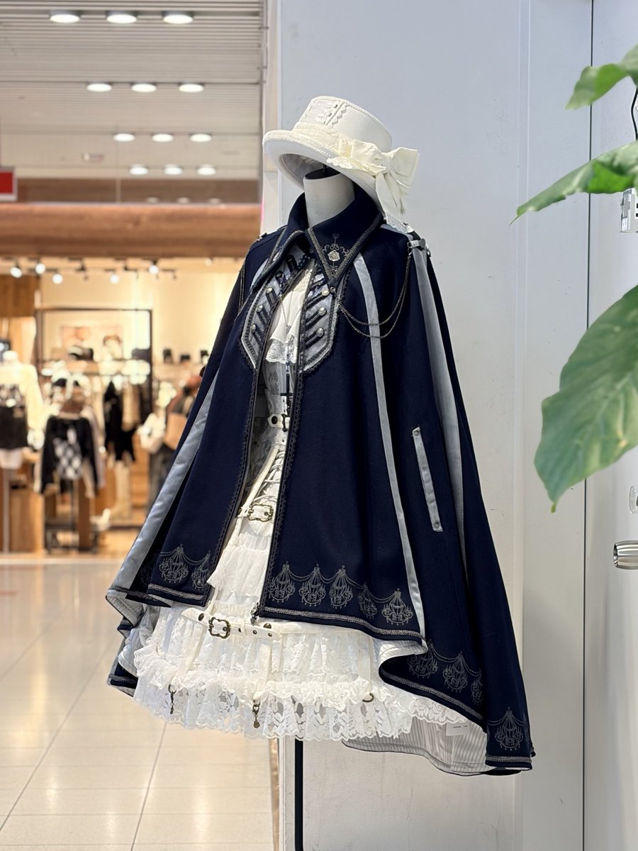 皆様こんにちは☀️ 梅田 #HEPFIVE 店です🎡 🥀Angelo🥀 Silverlinked