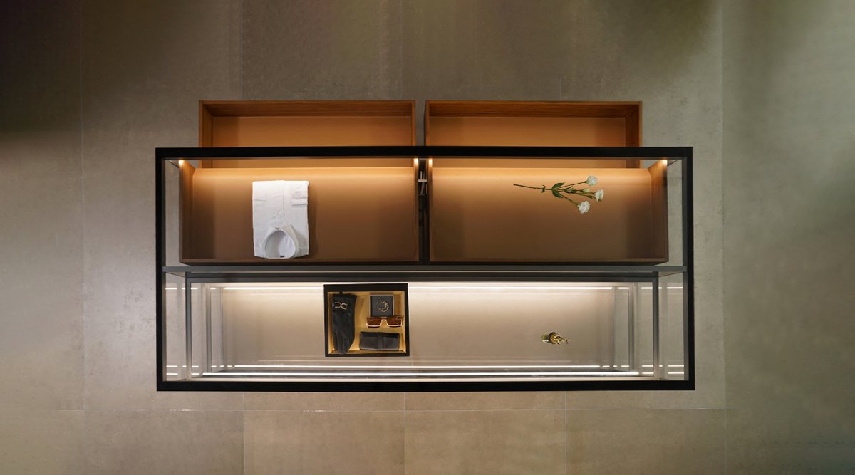 DubaihomePro's tweet image. Super elegant glass cabinets and drawer units
超级漂亮的铝框玻璃柜 
#wowdesign!