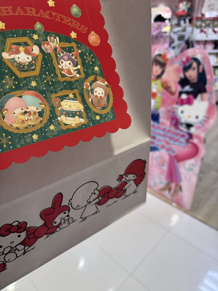 omomukingo's tweet photo. 大満足✨
クリスマスカード可愛すぎて大興奮(まだ11月前半ですよね…？) https://t.co/vUcS3GHaVB