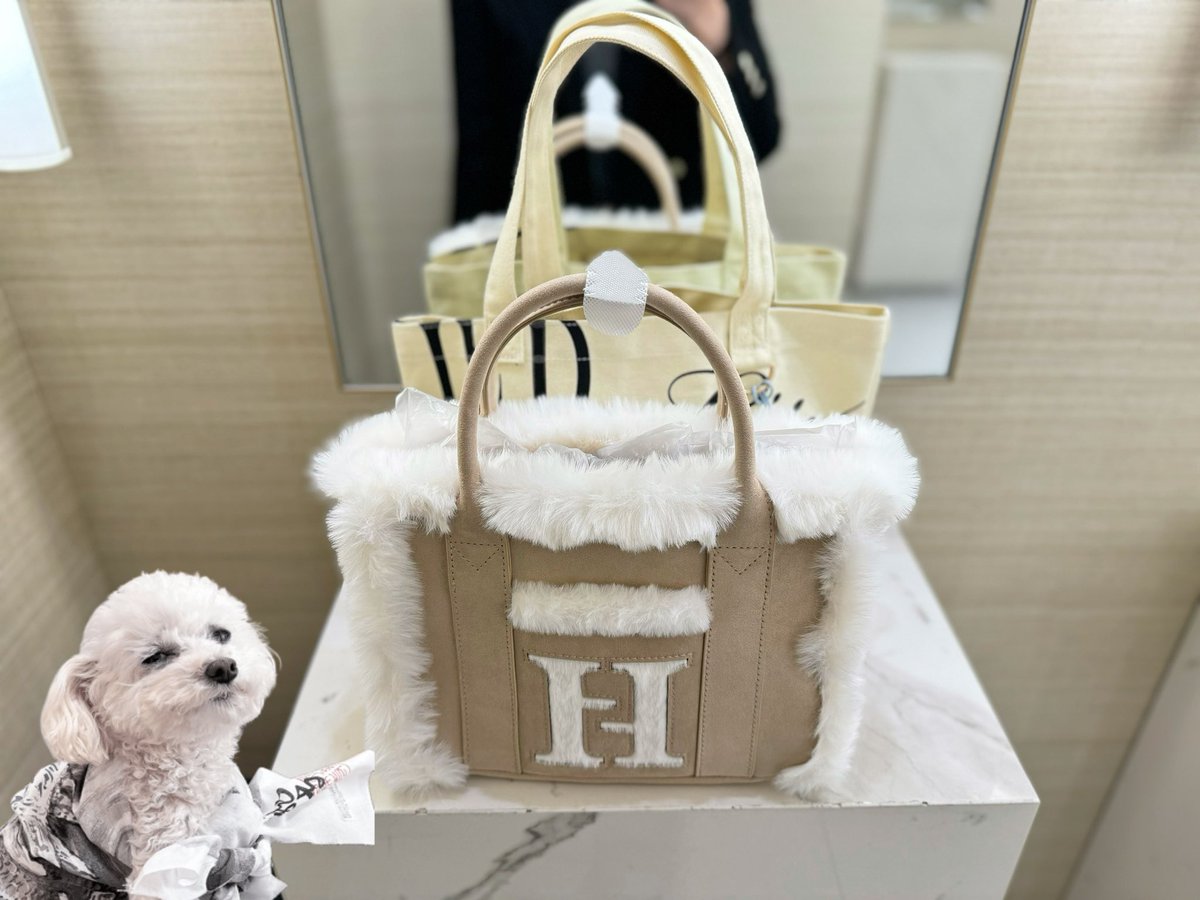 her lip to Cozy Winter Tote Bag herlipto ボア トート 新品 herlipto