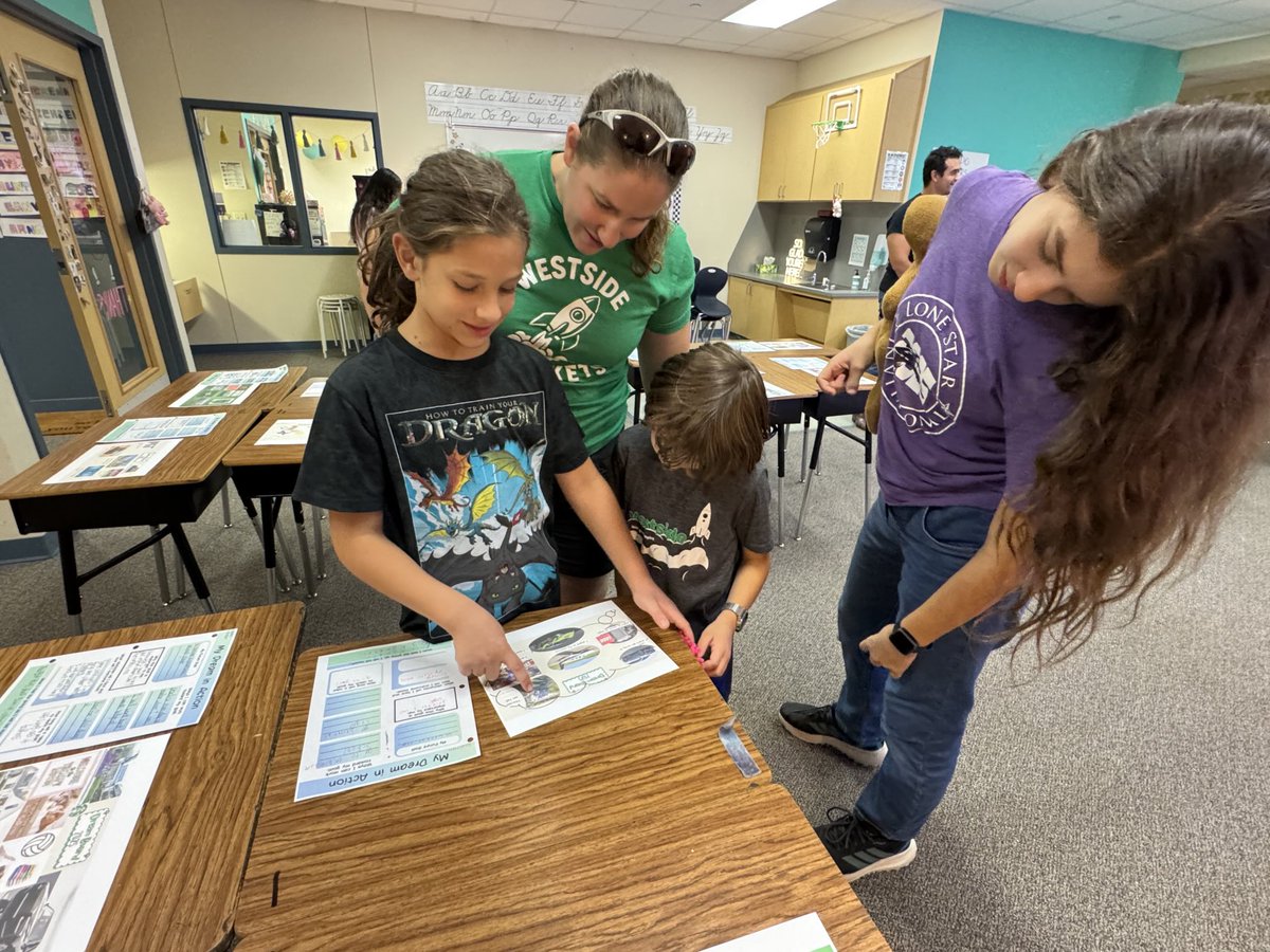 Their Dreams continue to grow and a plan begins to form! Reaching for the stars and sharing their plan with family is truly a special moment! ⁦<a href="/Westsideleaders/">Westside Elementary</a>⁩ ⁦<a href="/WestsidePTA1/">WestsidePTA</a>⁩ ⁦<a href="/LeanderISD/">Leander ISD</a>⁩