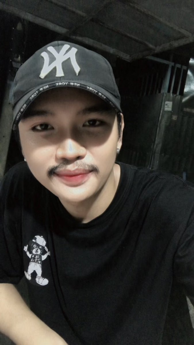 ตั้งชื่อไม่ถูก😁 tweet media