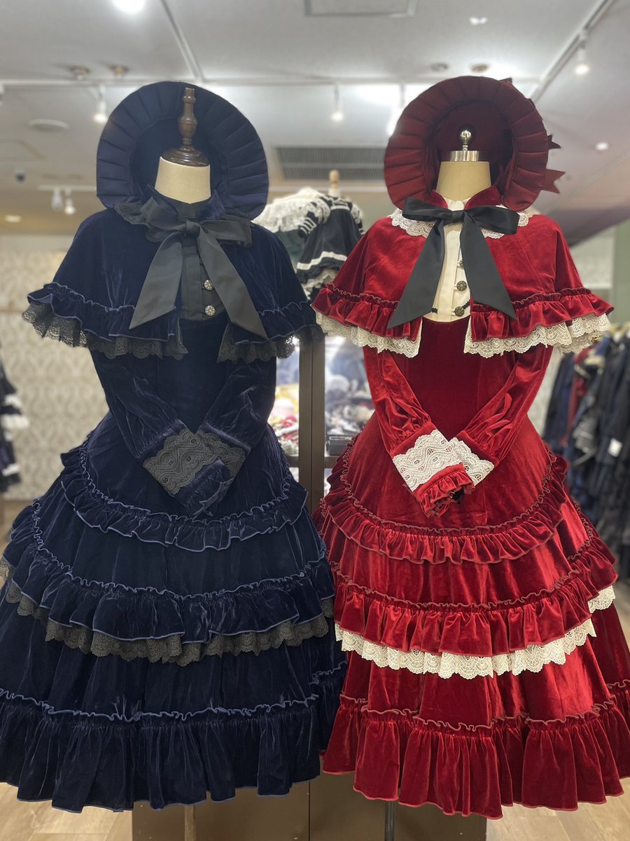 星箱works☆星箱ワークス☆ティターニアショートコート☆ゴスロリ