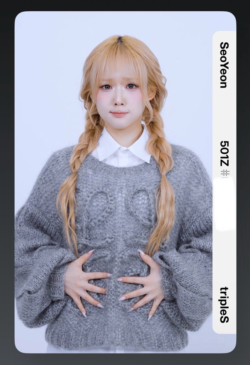 motion objekt giveaway !!

one winner will receive seoyeon bb501 !!

rules:
- like and repost
- comment your cosmo id
- that's it!

giveaway will end this saturday <3

#tripleS #wavtwt #objekt
