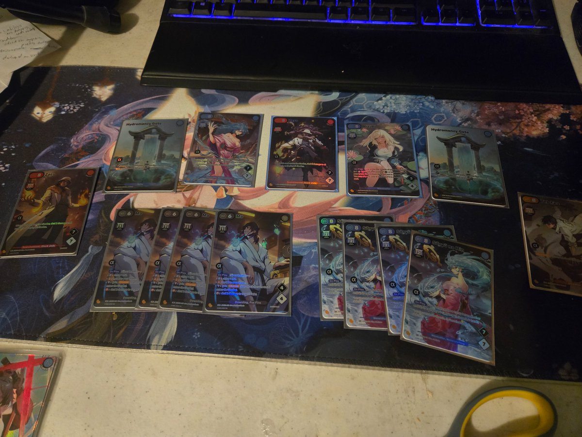 Streamed and opened 5 alpha <a href="/AzukiTCG/">Official Azuki TCG</a> boxes with the guys in community tcg discord tonight. No serials yet but got my second  alt art Mizuki so we building.