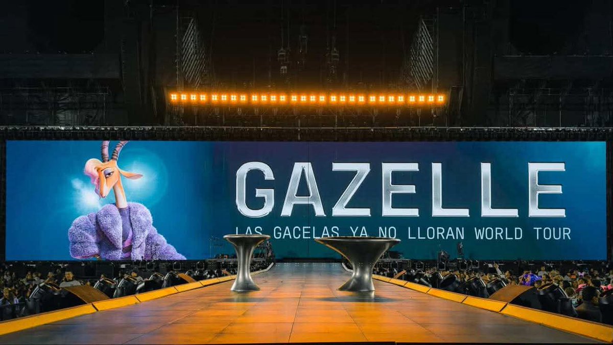 xam_ed's tweet photo. Que fantasía ver esto en un concierto ✨🫶🥰

#Shakira #LMYNLWorldTour #LasMujeresYaNoLloranWorldTour #Zootopia2 #Gazelle #Zoo #ShakiraZoo https://t.co/IX489uYJ6b