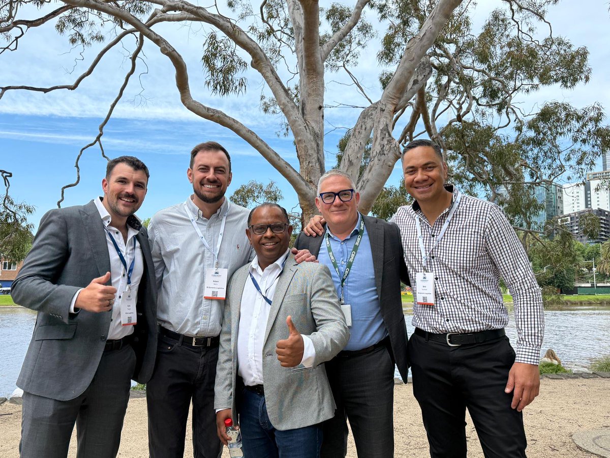 bdynamiclog's tweet image. Our team representing B dynamic Logistics at the @ForefrontEvents Supply Chain Summit in Melbourne today!
 A great opportunity to connect with industry peers, exchange ideas, and stay ahead of what’s next in supply chain and logistics. 😎