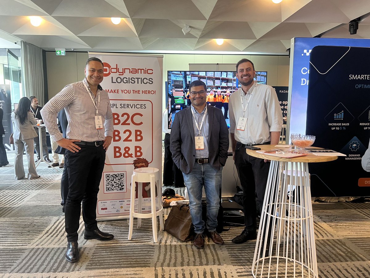 bdynamiclog's tweet image. Our team representing B dynamic Logistics at the @ForefrontEvents Supply Chain Summit in Melbourne today!
 A great opportunity to connect with industry peers, exchange ideas, and stay ahead of what’s next in supply chain and logistics. 😎