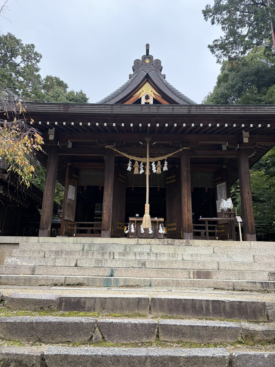 飛鳥坐神社 創建時代は不明 現宮司は87代目だそうで相当古い神社