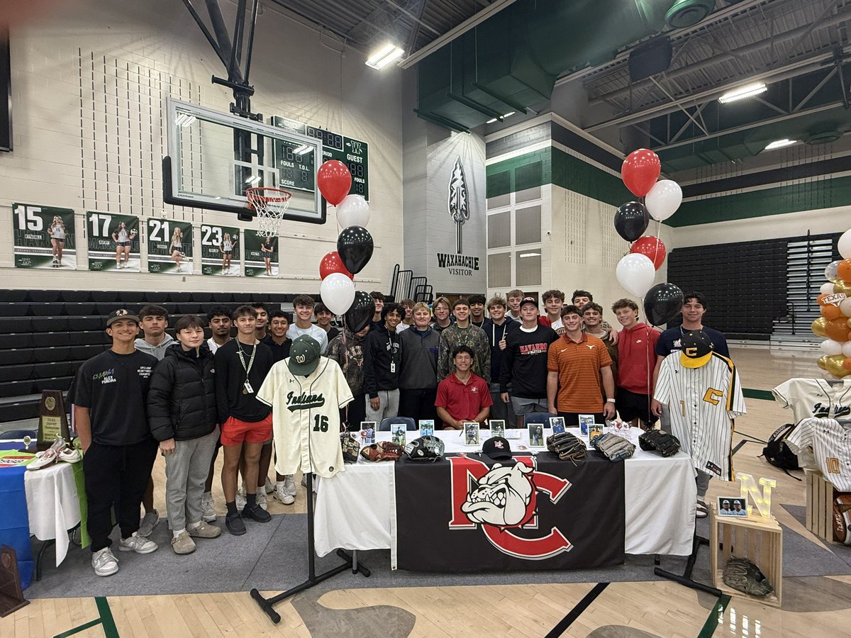 HachieBall1909's tweet image. 2025 Signing Day! Couldn’t be more proud of @Jaxrobinson11 (University of Texas) and @chase_pearrow (Navarro College). Both of these guys work so hard and deserve every bit of recognition and success they have! Congratulations!! @RBI_Club @WaxahachieISD @hachiesports