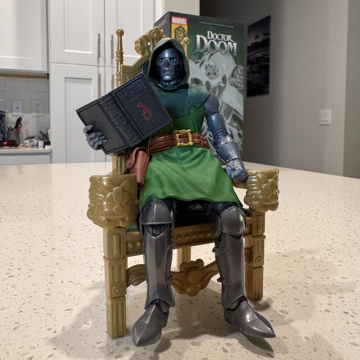 InPursuitofToys's tweet image. A look at the Snoop on the Stoop Throne paired up with Marvel Legends Retro Dr Doom, Cabal 3-pack Dr Doom &amp;amp; G.I. Joe Retro Cobra Commander. 

Link to the Throne on Walmart. #ad
walmrt.us/4qXXevI

#snooponthestoop #snooponastoop #marvellegends #marvel #gijoe #gijoeclassified
