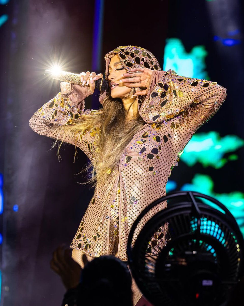 JLotickets's tweet photo. pov: it’s this summer and your seeing @JLo on her up all night international tour!
What was your favorite moment from the show? Don’t miss her live in Las Vegas this December.
#JLOLIVE https://t.co/rRiILk9JZo