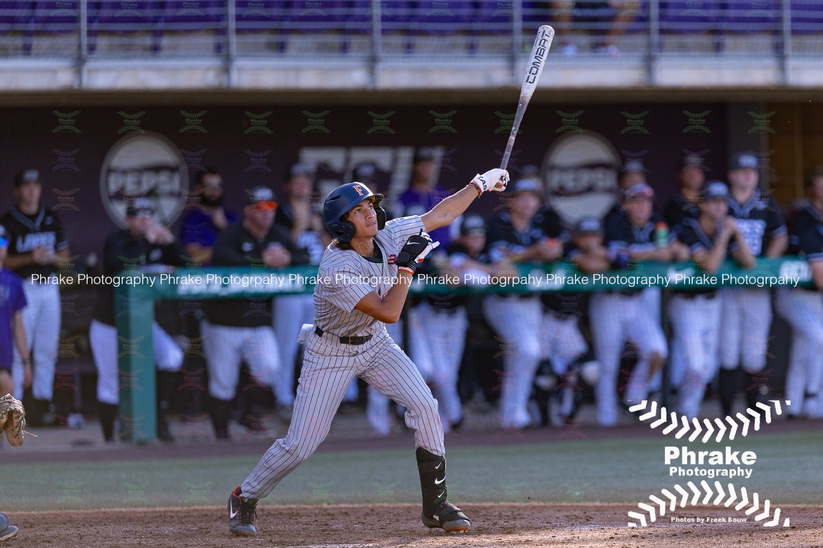 Phrake Photography tweet media