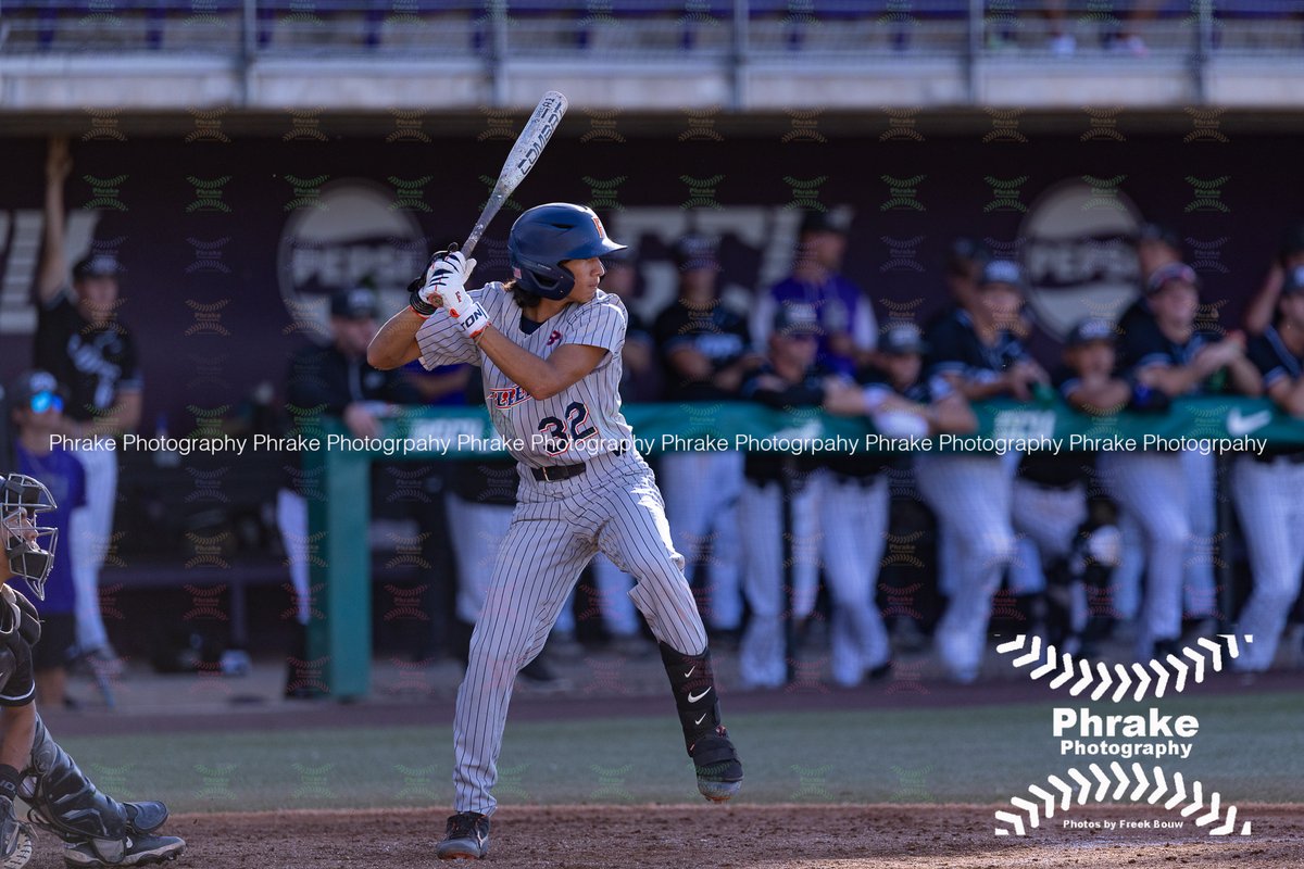 Phrake Photography tweet media