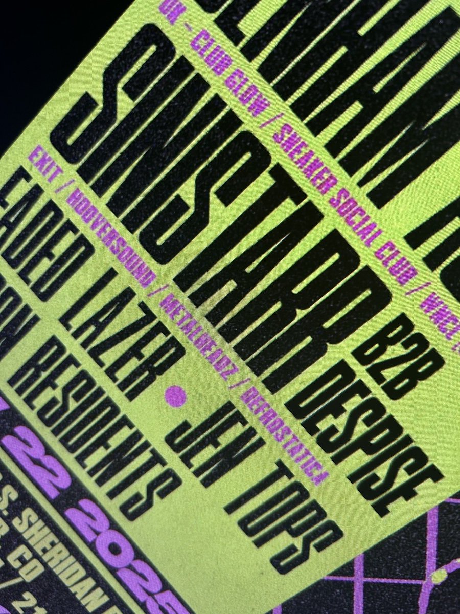 Mike Shoebox tweet media