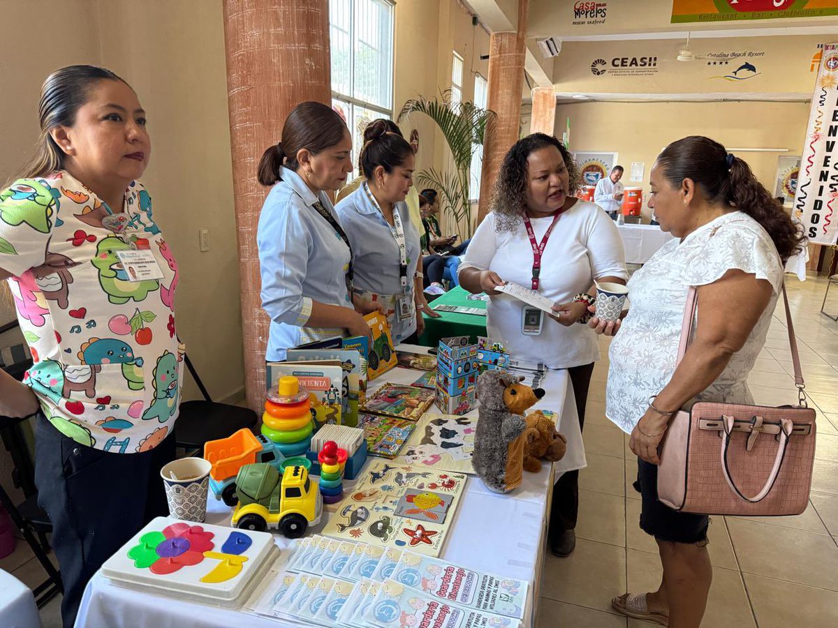 IMSSGro's tweet photo. 💚👩‍⚕️ Con gran participación se llevó a cabo la Tercera Feria de la Salud del #IMSSGuerrero en Zihuatanejo, dentro de las instalaciones de la CTM y con la asistencia de sus afiliados. https://t.co/RsUdD3GhPB