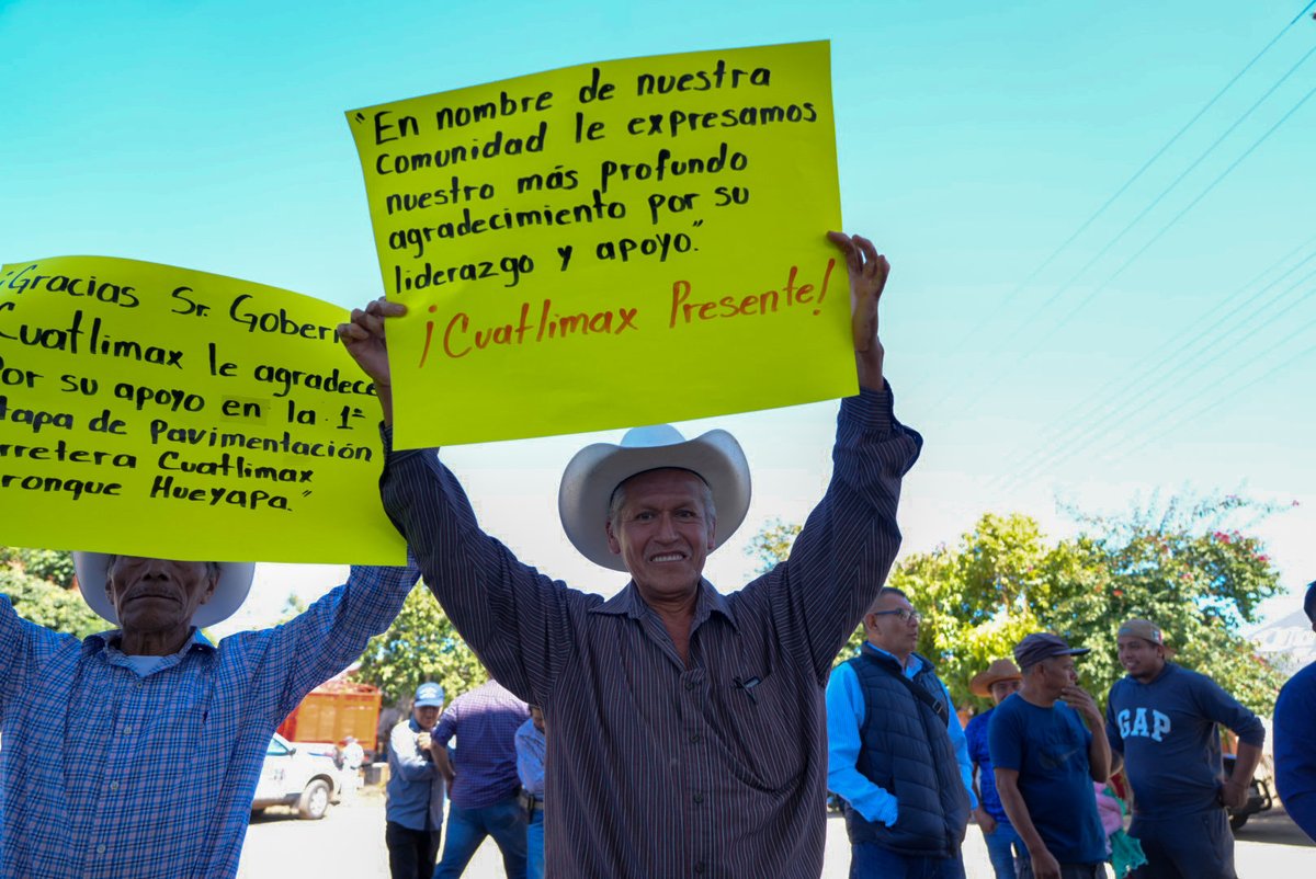juliomenchaca_'s tweet image. Llevamos apoyo directo a las familias de la localidad de Hueyapa en Tlanchinol, con la entrega de equipos y suministros agrícolas, para impulsar la recuperación de la comunidad tras las lluvias.

#HidalgoUnido
#PrimeroElPueblo