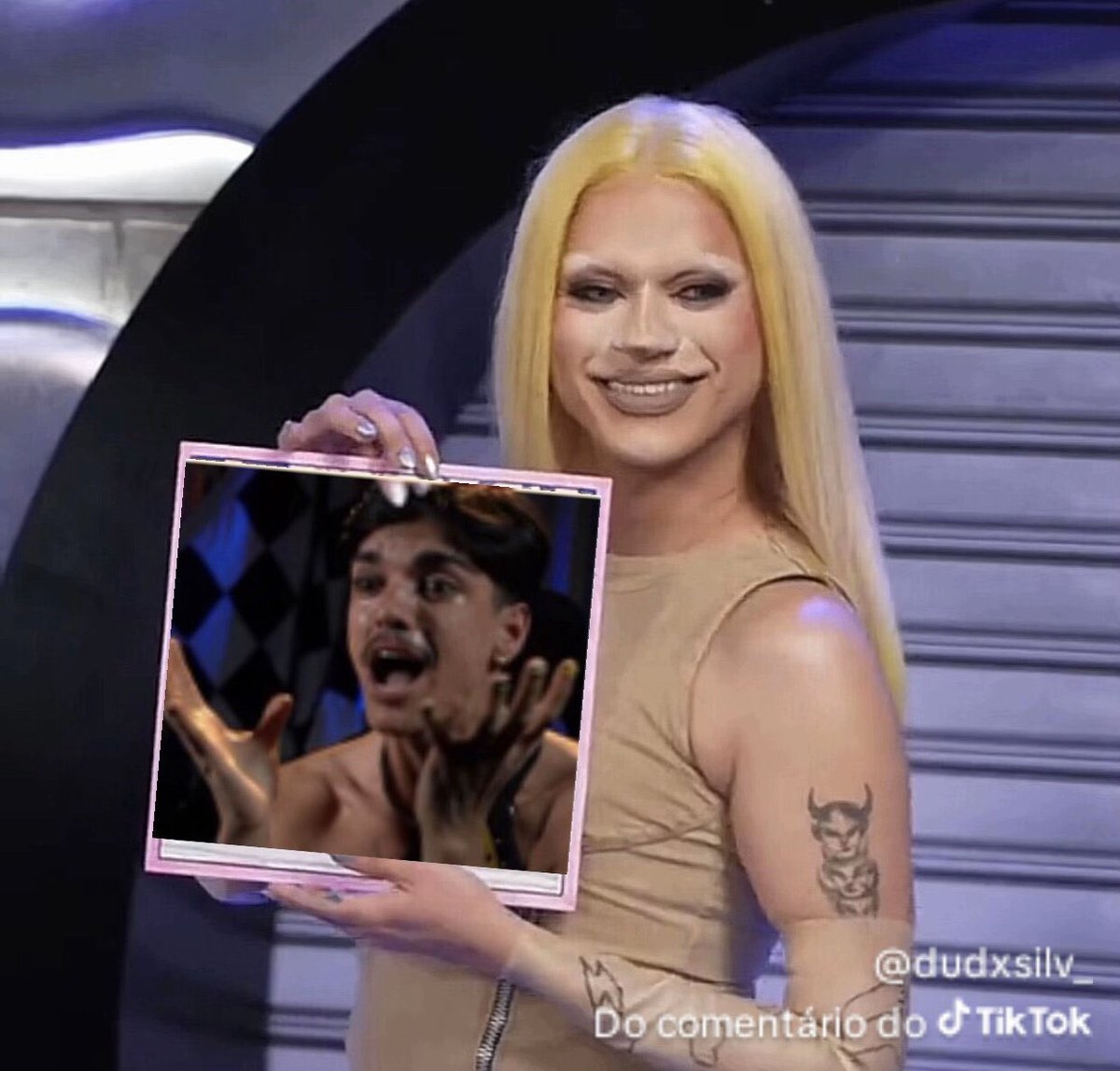 boyILT's tweet image. esse ep foi o puro suco do entretenimento, ansioso pra mais surtos e brigas. vai ser um ragebait babado #corridadasblogueiras