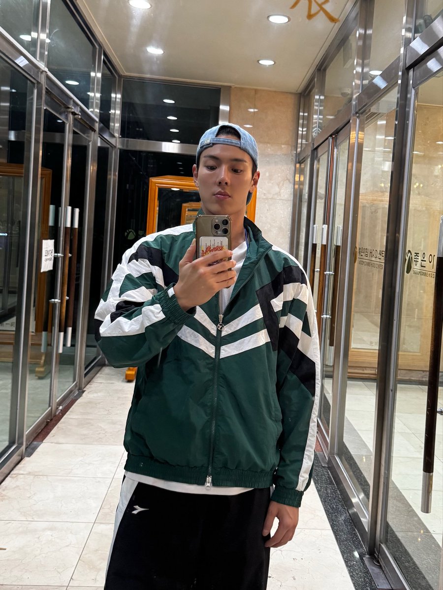 OfficialMONSTAX's tweet image. 몬베베 재밌게 봤나요? ㅎㅎㅎ
저도 즐거운 워크샵이었어요! #셔누