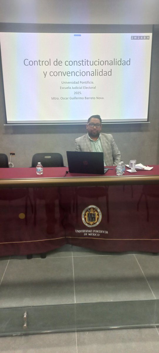 "Control de convencionalidad y protección de derechos humanos". Magnífica participacion de  <a href="/MEMO_NOVA/">Oscar B.</a> en la Cátedra de la <a href="/TEPJF_EJE/">Escuela Judicial Electoral</a> en la <a href="/UPontificia/">Universidad Pontificia de México</a> ¡Gracias!