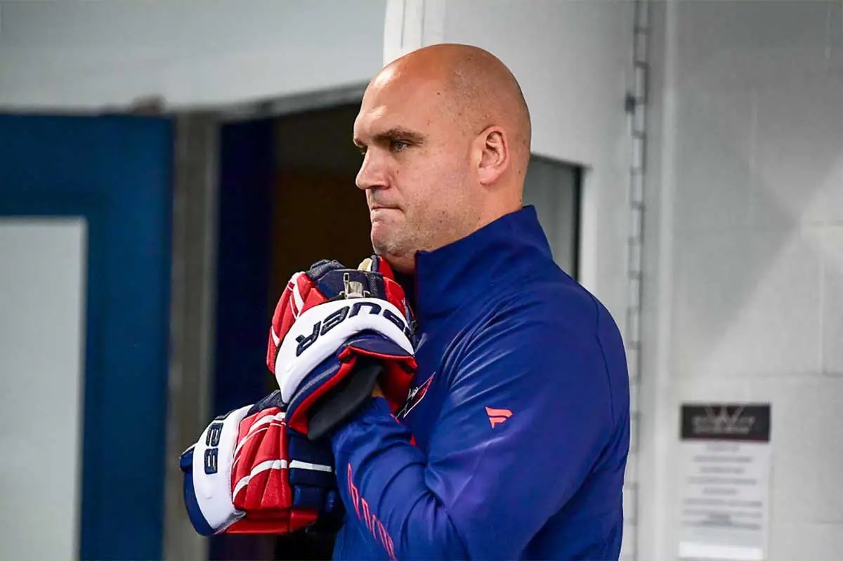 🏛️Wellar named Caps Assistant Coach🏛️

The Washington Capitals have named Blazers alumnus Patrick Wellar as an Asst. Coach

Wellar joins the Capitals after spending the past seven years as an assistant coach with the Hershey Bears of <a href="/TheAHL/">American Hockey League</a> 

#BlazersHockey🔥

Thread ⬇️