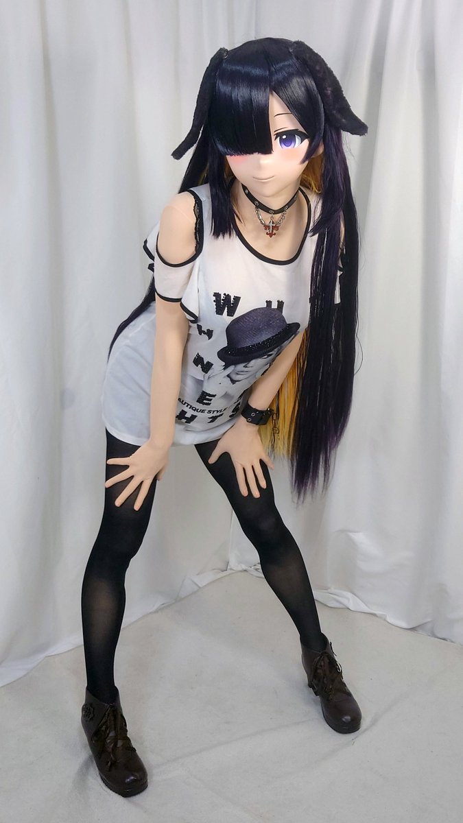 🐰今日のツクヨちゃん🐰

今日は肩出しのツクヨちゃんです…！

実はジュンカはこの服が結構好きです…！