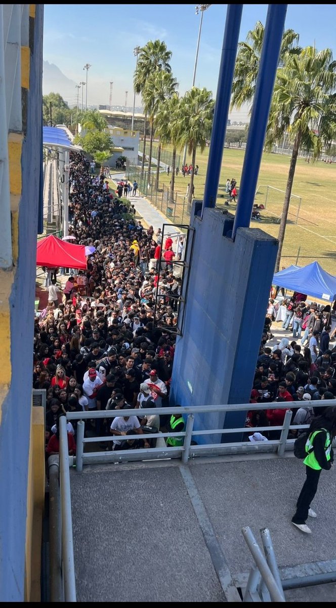 Sebastián Moreno tweet media