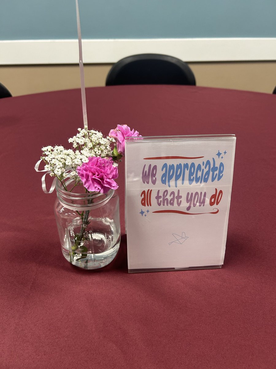 aarcrecovery's tweet image. This weekend, we celebrated our Alumni Appreciation Afternoon Tea ☕💛

A heartfelt thank-you to the parents, graduates &amp;amp; volunteers who continue to give back to the AARC community. Your support offers hope and connection to families walking the path of recovery. 💛

#AARC
