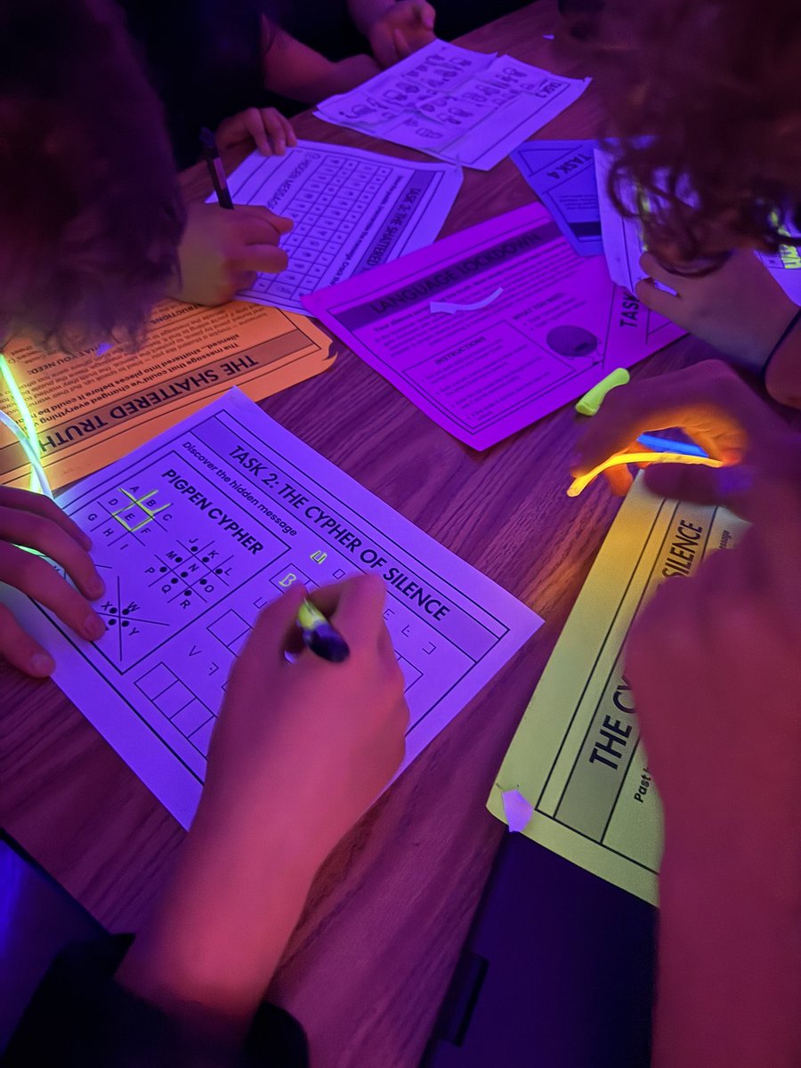 Emily Wells tweet media