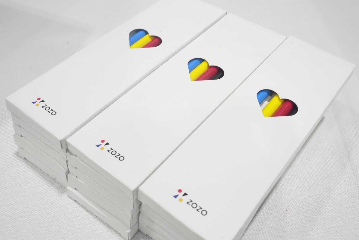 zozotech's tweet image. ／
#FlutterKaigi ノベルティ紹介
＼

ZOZOマッチになぞらえ、『良いご縁がありますように』という想いを込めZOZOのコーポレートカラー4色の『色縁ぴつ』セットをお渡ししています！先着順ですのでお早めにどうぞ！