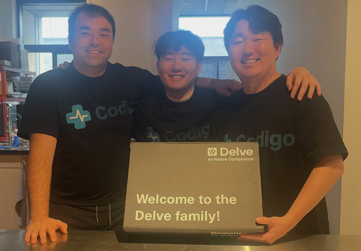 ericw_codigo's tweet image. @getdelve thanks for the care package! (and monitoring our HIPAA compliance!!)

@CodigoCare  codigo.care