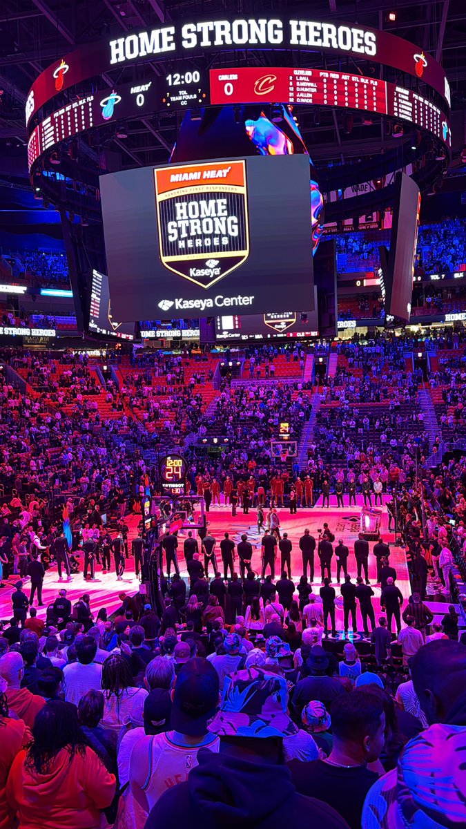 Pluto (@1alm6) on Twitter photo 