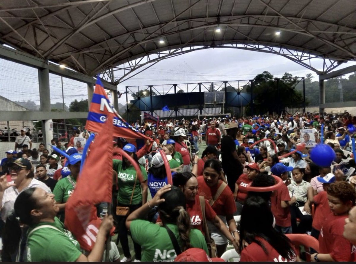 GabrielGEscobar's tweet photo. ¿Ya vieron el cierre de campaña de @rafaelnoyag en Ariguaní?

Pasaremos la página del sectarismo, de la división, del odio político. 

Vamos a ganar este 23 de noviembre. Gracias a todos y todas!! https://t.co/UPGtcrDj7c
