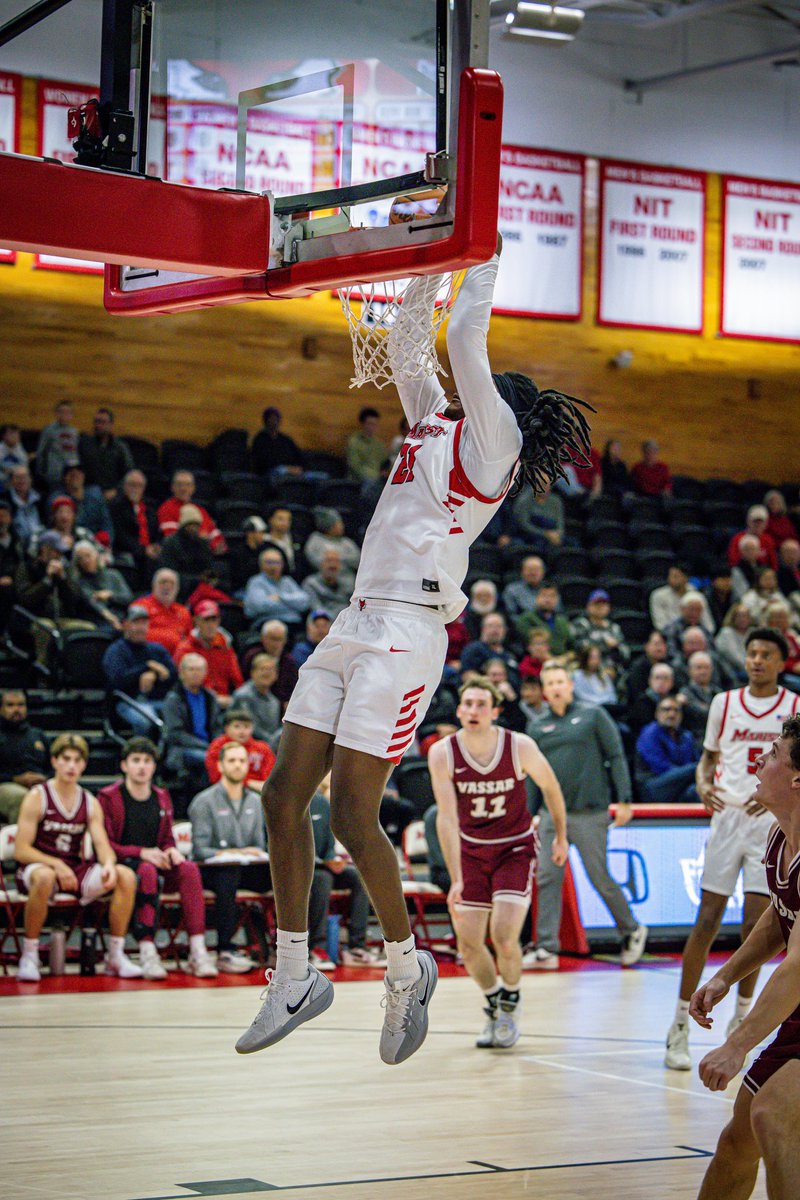 MaristMBB's tweet image. Air 21 set for takeoff 🛫