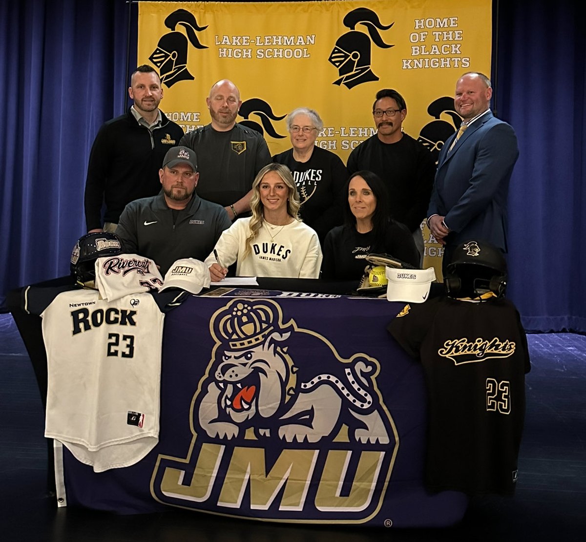 Lake-Lehman Softball tweet media