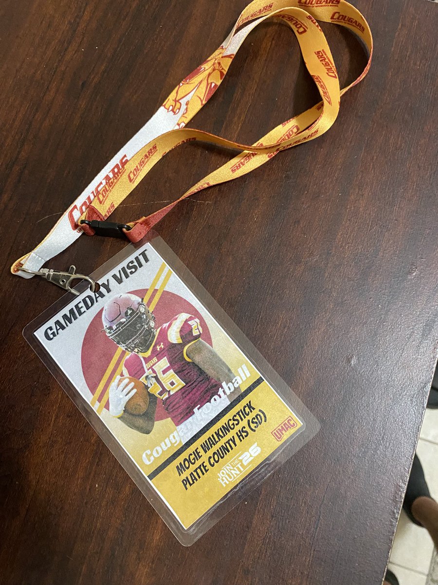 mo_walkingstick's tweet image. Thank you @Coach_Gehlen for inviting me to a gameday visit this weekend. Had a great time and got to watch @UMMFootball win on Senior Night. Also had a great meeting with the coaching staff and got to learn more about the program