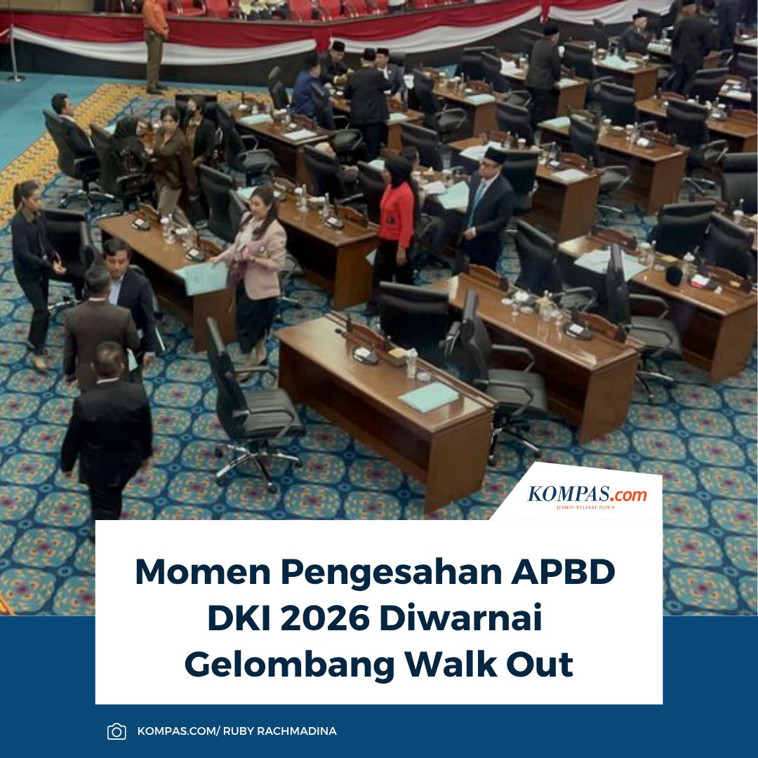 kompascom's tweet image. Rapat paripurna DPRD DKI Jakarta untuk mengesahkan Anggaran Pendapatan dan Belanja Daerah (APBD) Tahun 2026 diwarnai ketegangan.

👉🏻Baca selengkapnya megapolitan.kompas.com/read/2025/11/1…

~AM #DPRD #APBD #Jakarta