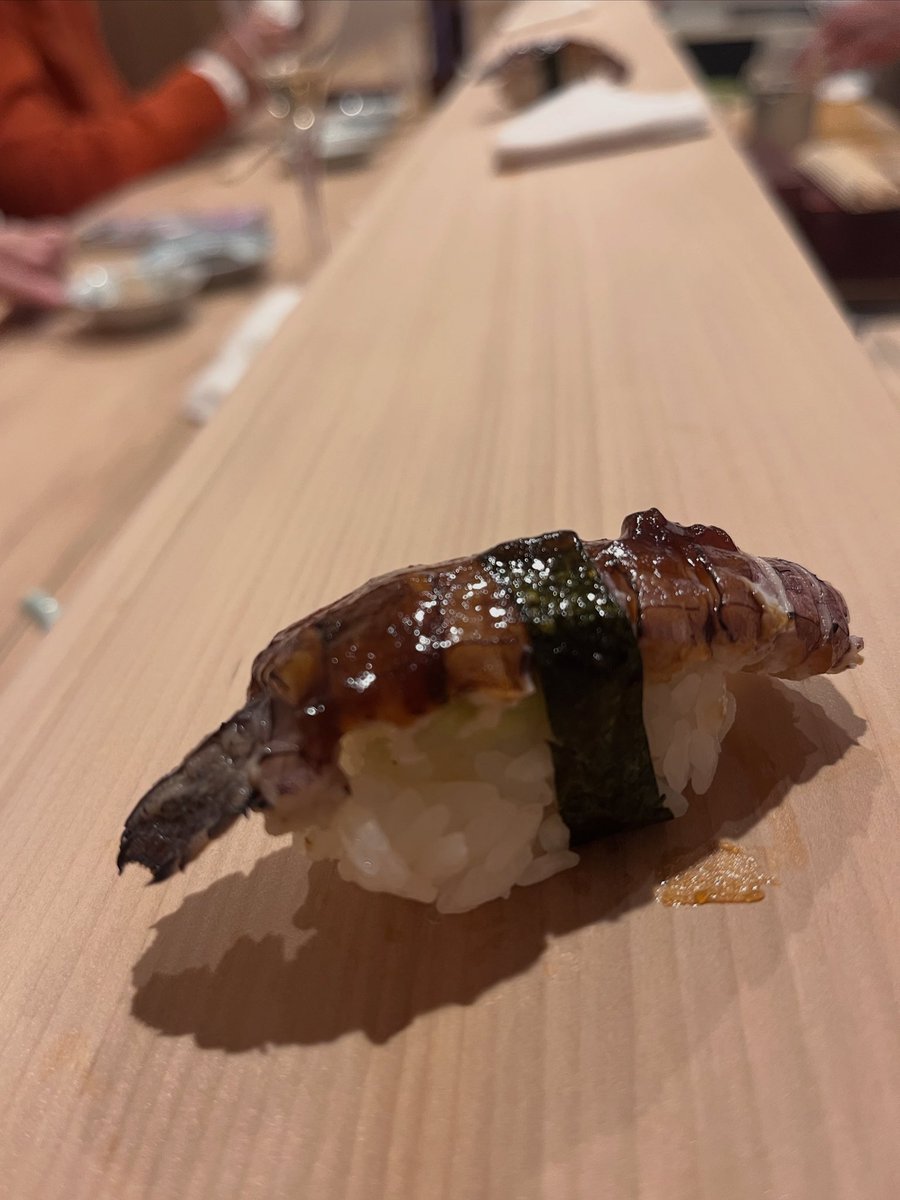 sushiikkan's tweet photo. ●ご利用に関してのご案内
・カウンター6席とテーブル席のみの小さな店舗となっております。
・席数と食品、食材ロス削減の観点から前日までの事前予約で営業させて頂いています。
・営業日に空席がございましたら、当日でもご利用して頂けます。
・恐れ入りますが、お問い合わせくださいませ。 https://t.co/1Ik57ZLSh3