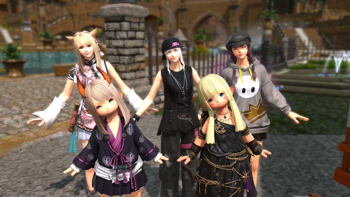 MiraiClover_Uni's tweet photo. 昨日のFCで行った地図！にあさんがやってくれました～！
それと土砂降りの中鼻歌でルンルンなメンバーさんたち🎵
#FF14 #FCFoxTail https://t.co/RJclwublUF