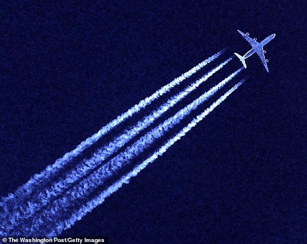 Ausbobsmit's tweet image. Airliners equipped with secret nozzles and tanks on their wings, filled with aluminum, barium, manganese, graphene, and various polymers, have dumped between 40 and 60 million tons of nanoparticles in the sky every year.