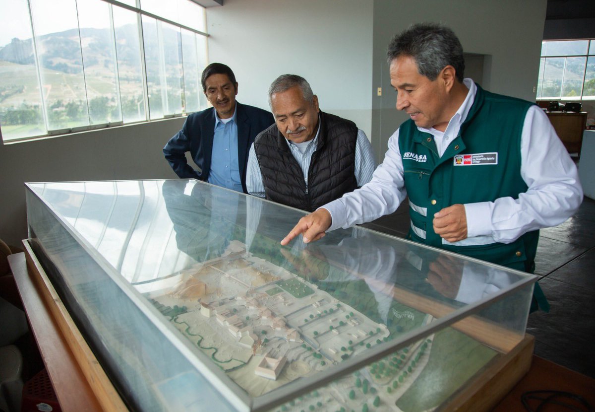 Víctor Flores tweet media