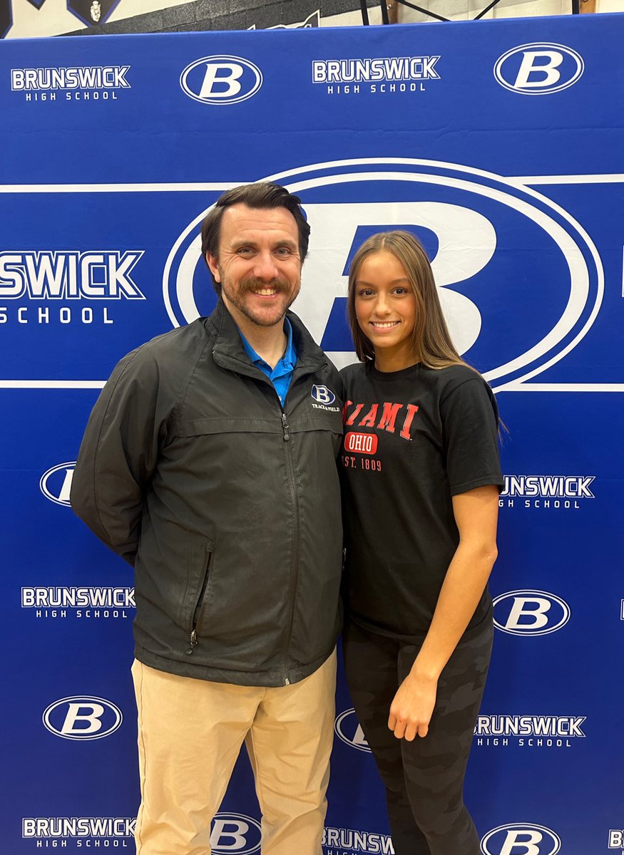 ZRoberts2026's tweet image. Happy signing day!!! 🙌🙌
@BHSGoBigBlue #trackandfield #RiseUpRedHawks #longjump