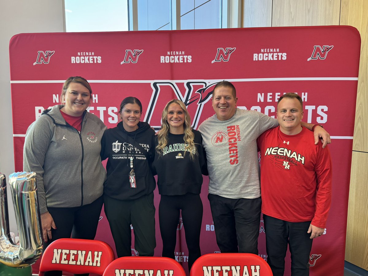 Neenah Girls Hoops tweet media