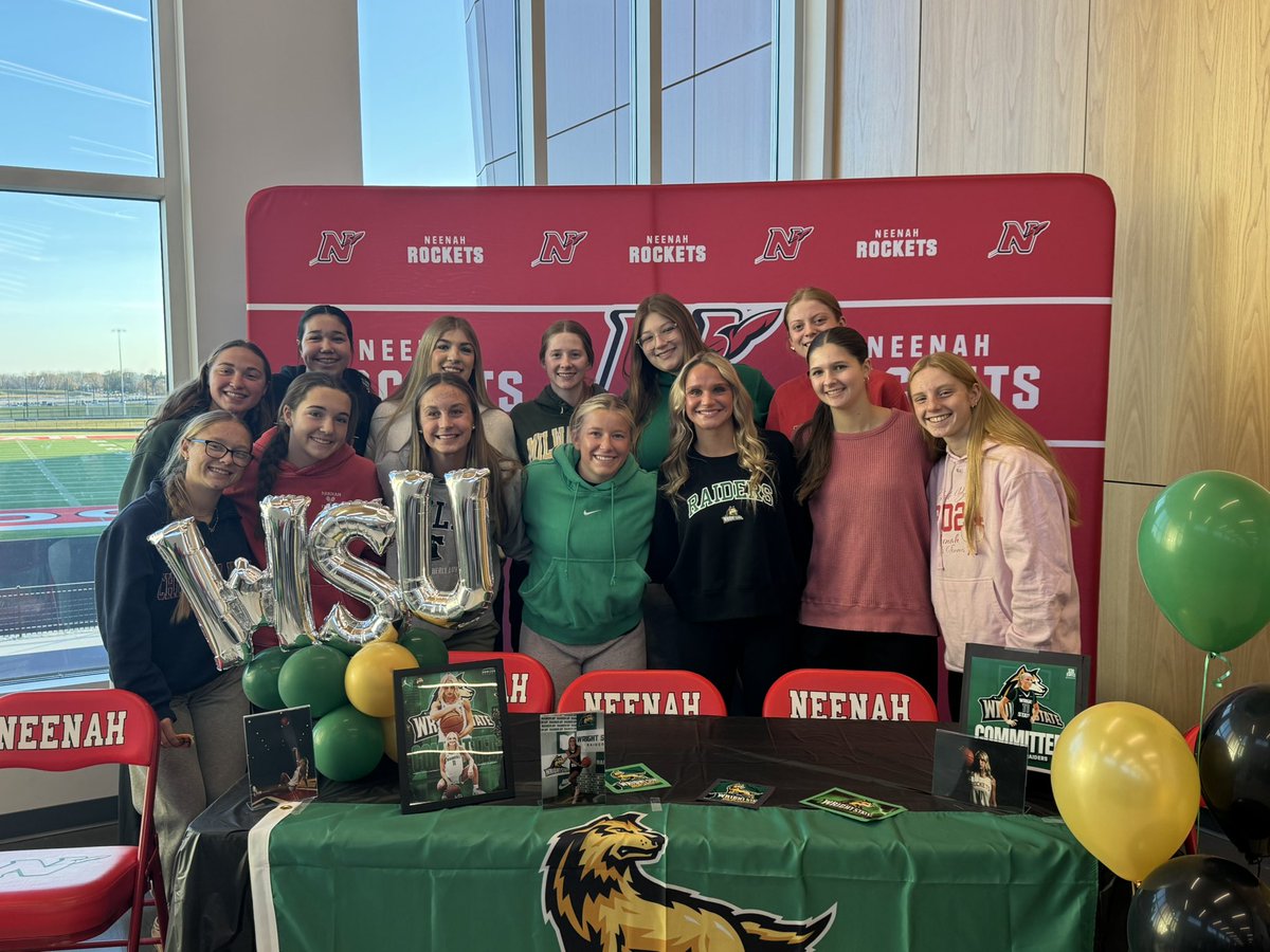 Neenah Girls Hoops tweet media