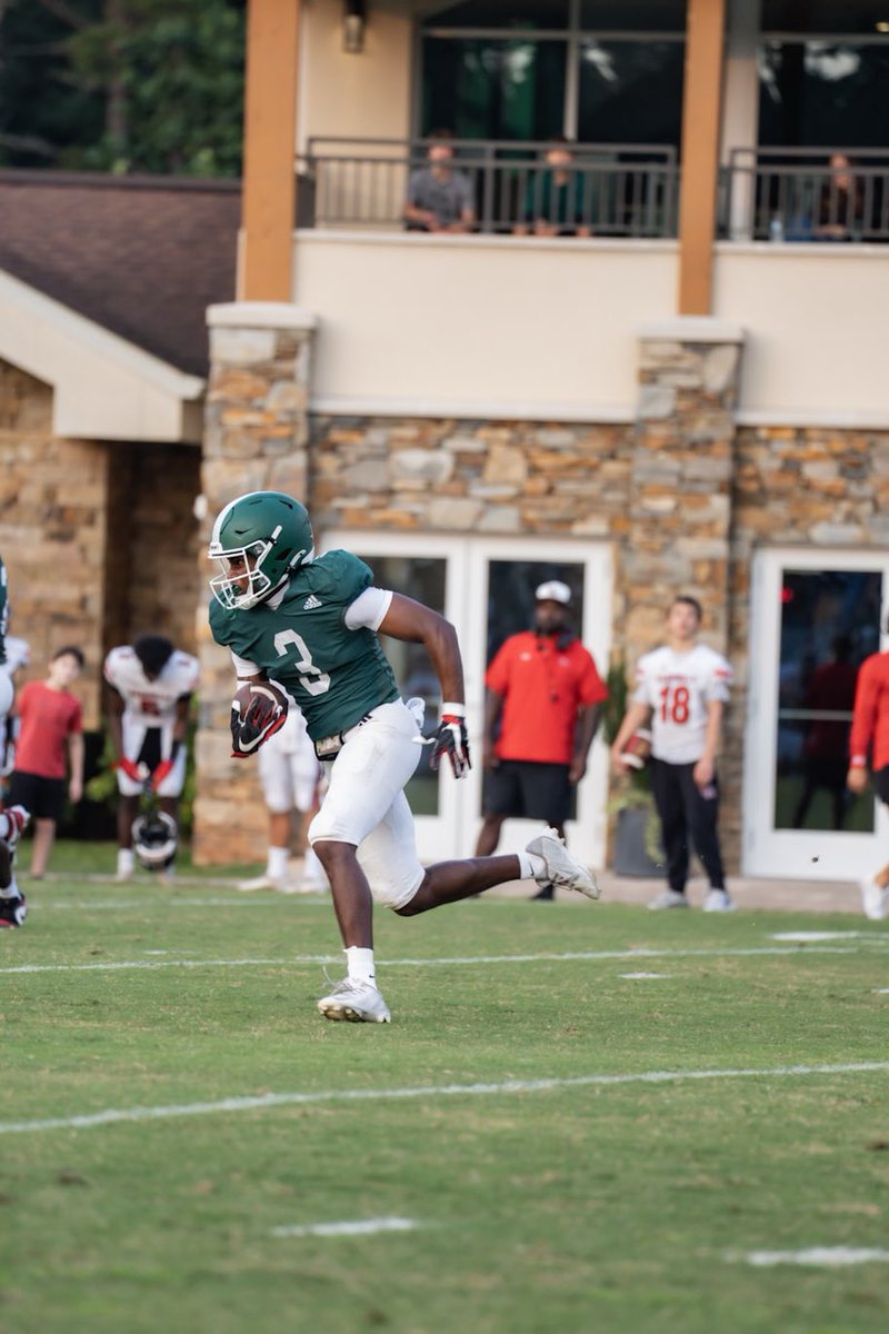 Senior season film.
guarding 3 and 4 stars⭐️

2 top 100 ranked teams‼️ 

*Additional film upon request 

-24 target’s 
-4 int’s
-10 pbu’s
-3 FF’s 
-0 Td’s allowed 

<a href="/Taz_1x/">𝑇𝑎𝑧 𝑊𝑖𝑙𝑙𝑖𝑎𝑚$ 𝐽𝑟</a> 
<a href="/TazWillCo/">Taz Will Co</a> 
<a href="/210ths/">2Tenths Speed & Agility</a> 

 hudl.com/v/2SyEpc