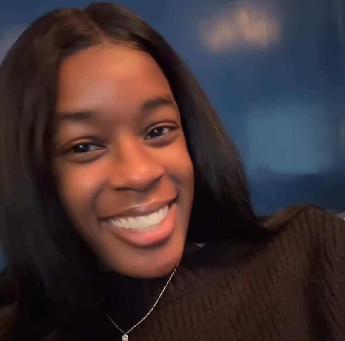 Its_Julietteee's tweet image. Love her videos. Informative, and without fail, not only will #thatlady catch a stray, but imma be on the floor every time when she do 😭😭💀