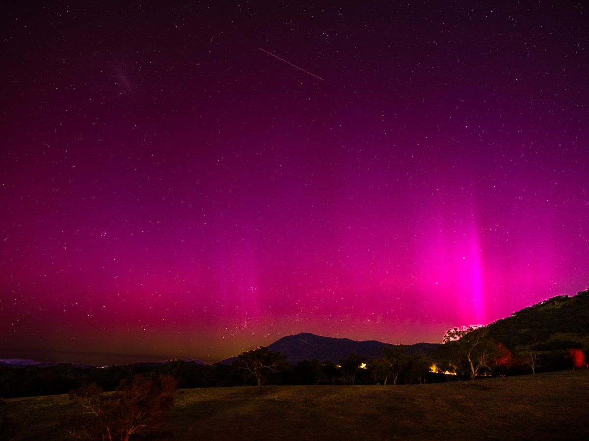 Photos from the stunning Aurora Australis display near Canberra last night, which painted the sky with colourful streaks.

Photos: Wilson Au Yeung
